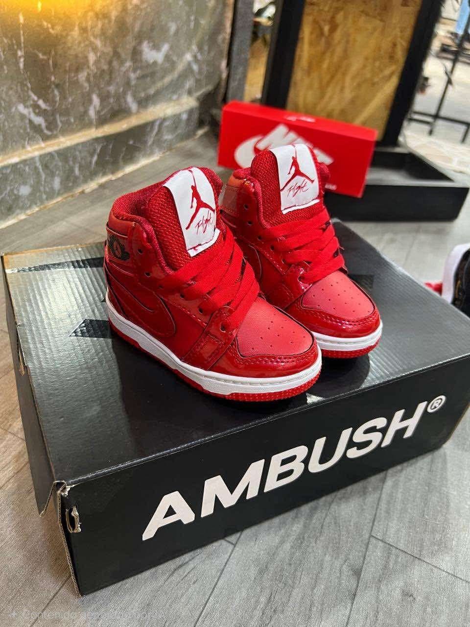 NIKE JORDAN RETRO 1 - Image 8