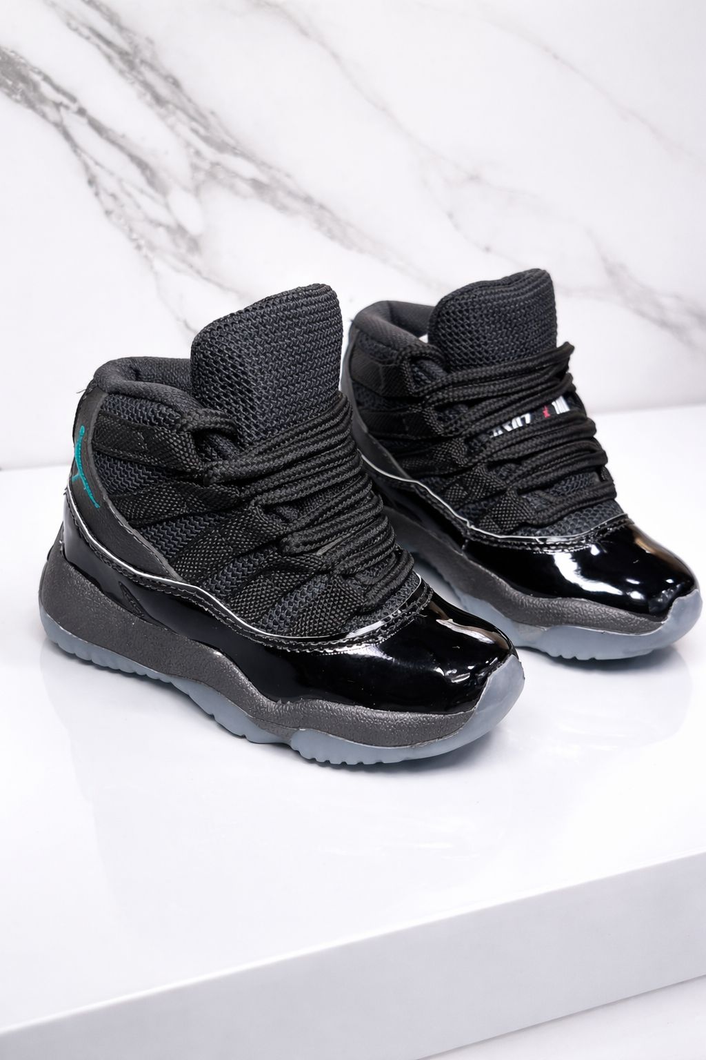 JORDAN RETRO 11 - Image 5