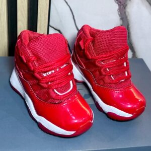 JORDAN RETRO 11 - ROJO, 21