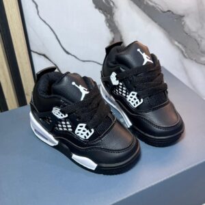 JORDAN RETRO 4