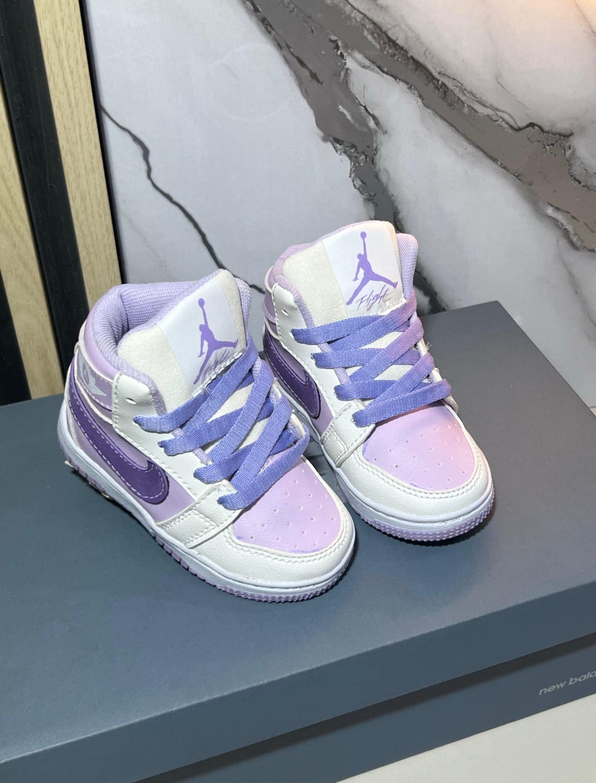NIKE JORDAN RETRO 1 - Image 2