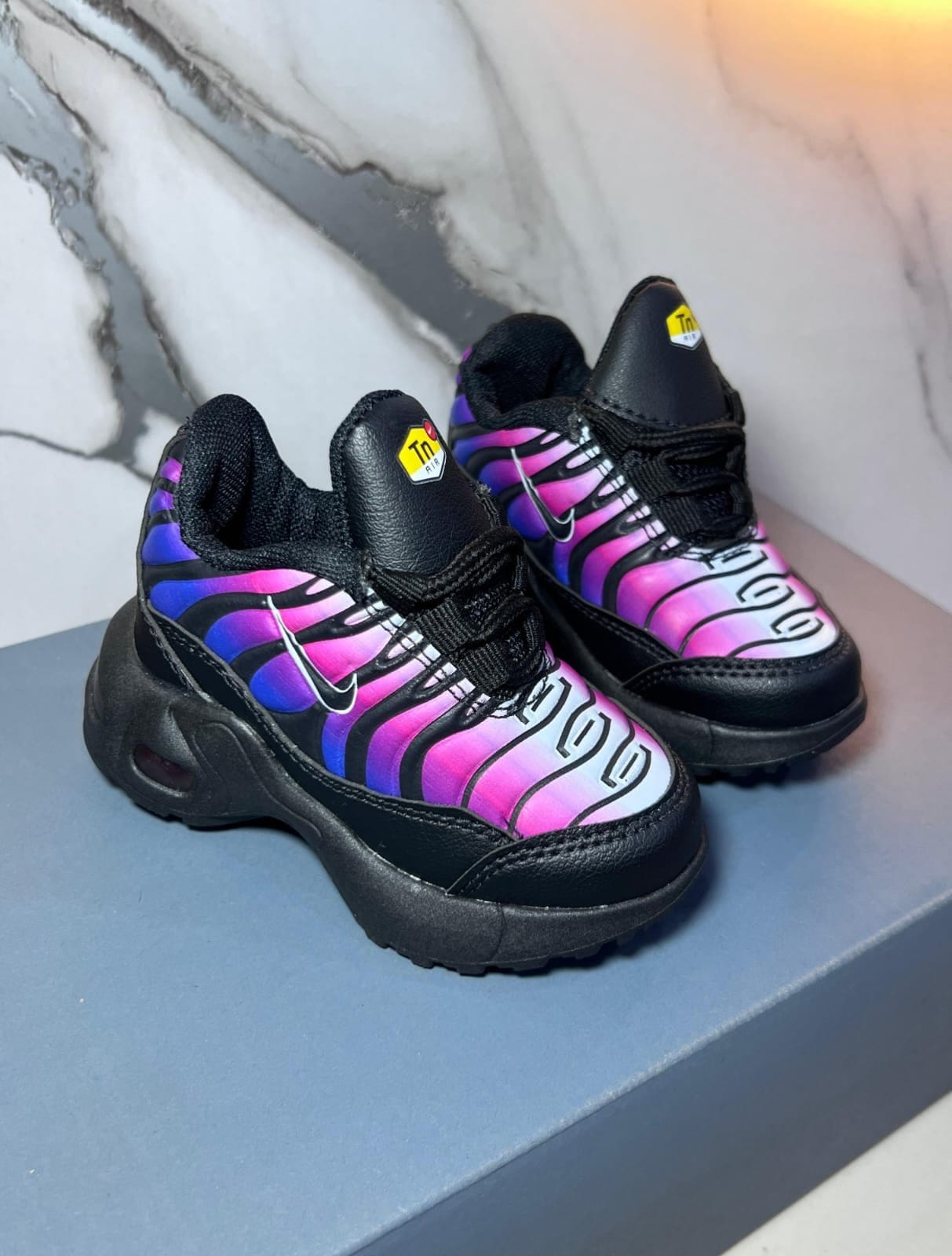 NIKE AIR MAX TN - Image 2