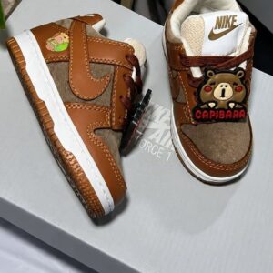 NIKE LOW CAPIBARA