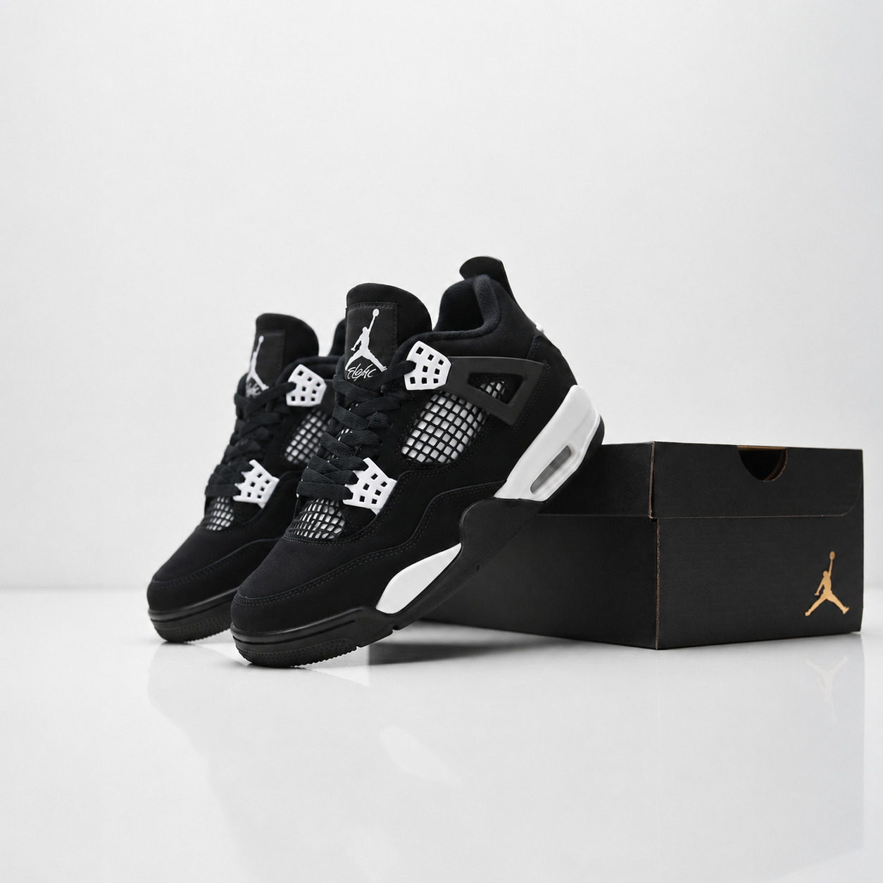 JORDAN 4 RETRO 1.1
